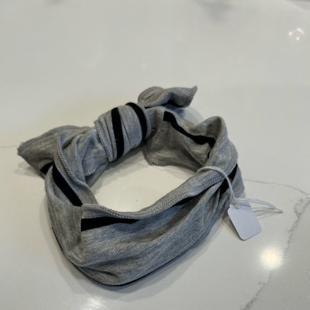 NWT- Handmade grey and black girls headband - Picture 2 of 2